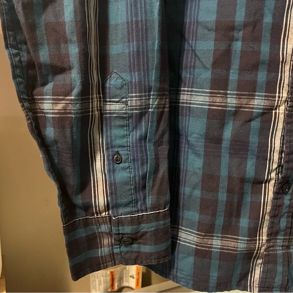Levis Blue Plaid Button Down XL - Picture 5 of 6